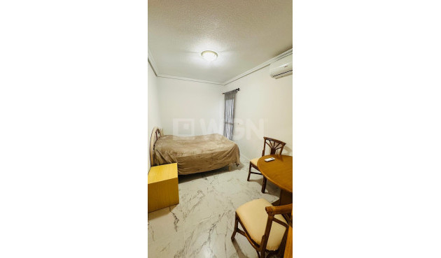 Wiederverkauf - Wohnung - Torrevieja - Acequion