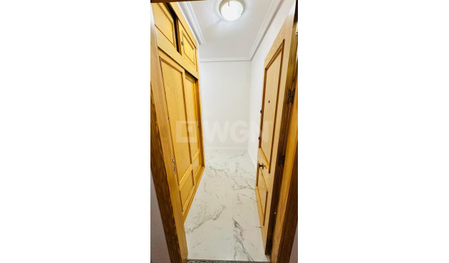 Wiederverkauf - Wohnung - Torrevieja - Acequion
