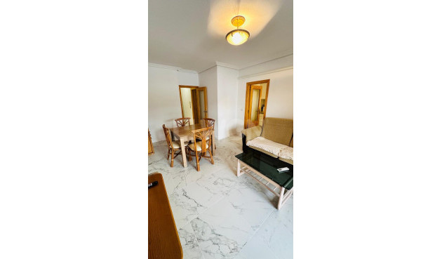 Wiederverkauf - Wohnung - Torrevieja - Acequion