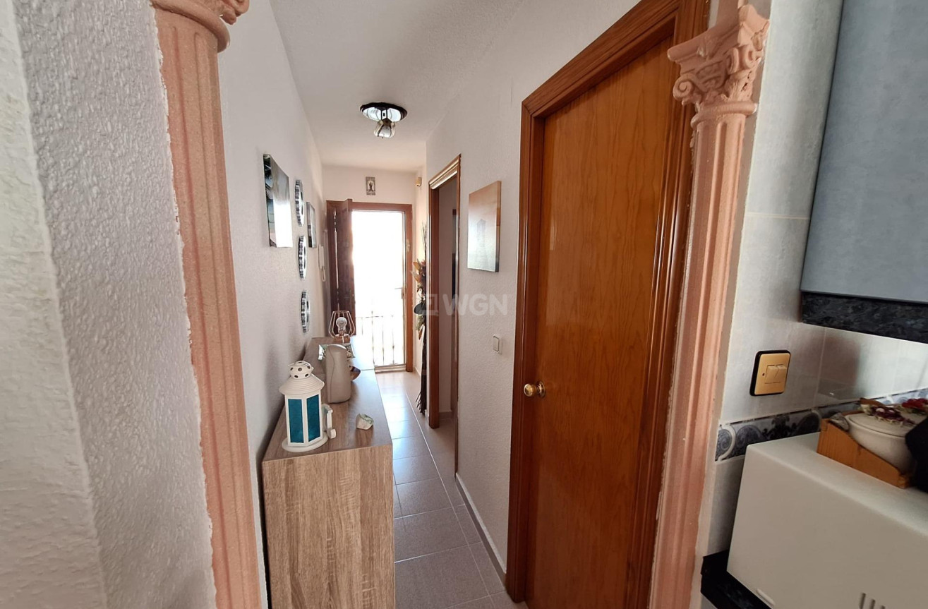 Resale - Apartment / flat - Torrevieja - Nueva Torrevieja