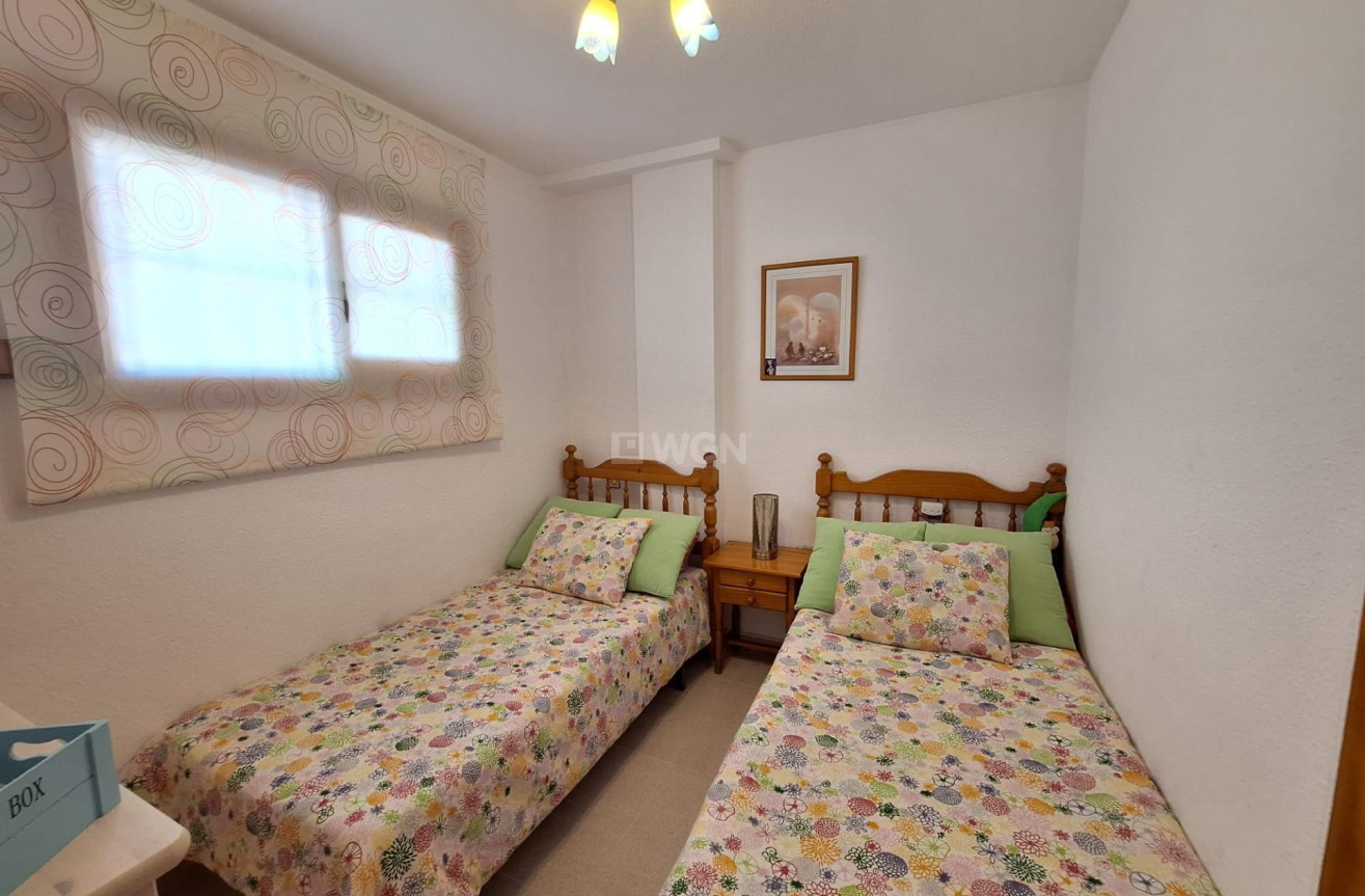 Resale - Apartment / flat - Torrevieja - Nueva Torrevieja