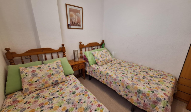 Resale - Apartment / flat - Torrevieja - Nueva Torrevieja