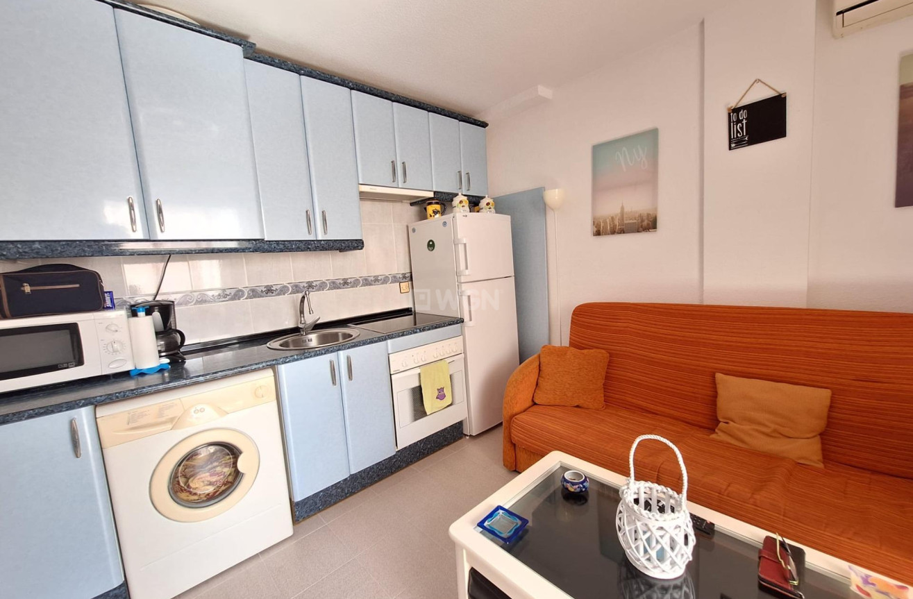 Resale - Apartment / flat - Torrevieja - Nueva Torrevieja