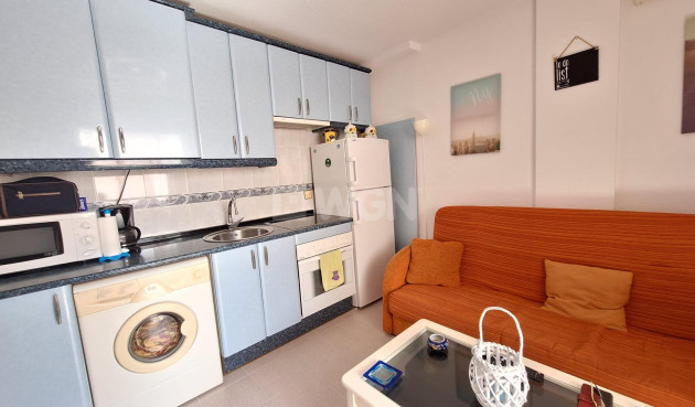 Resale - Apartment / flat - Torrevieja - Nueva Torrevieja