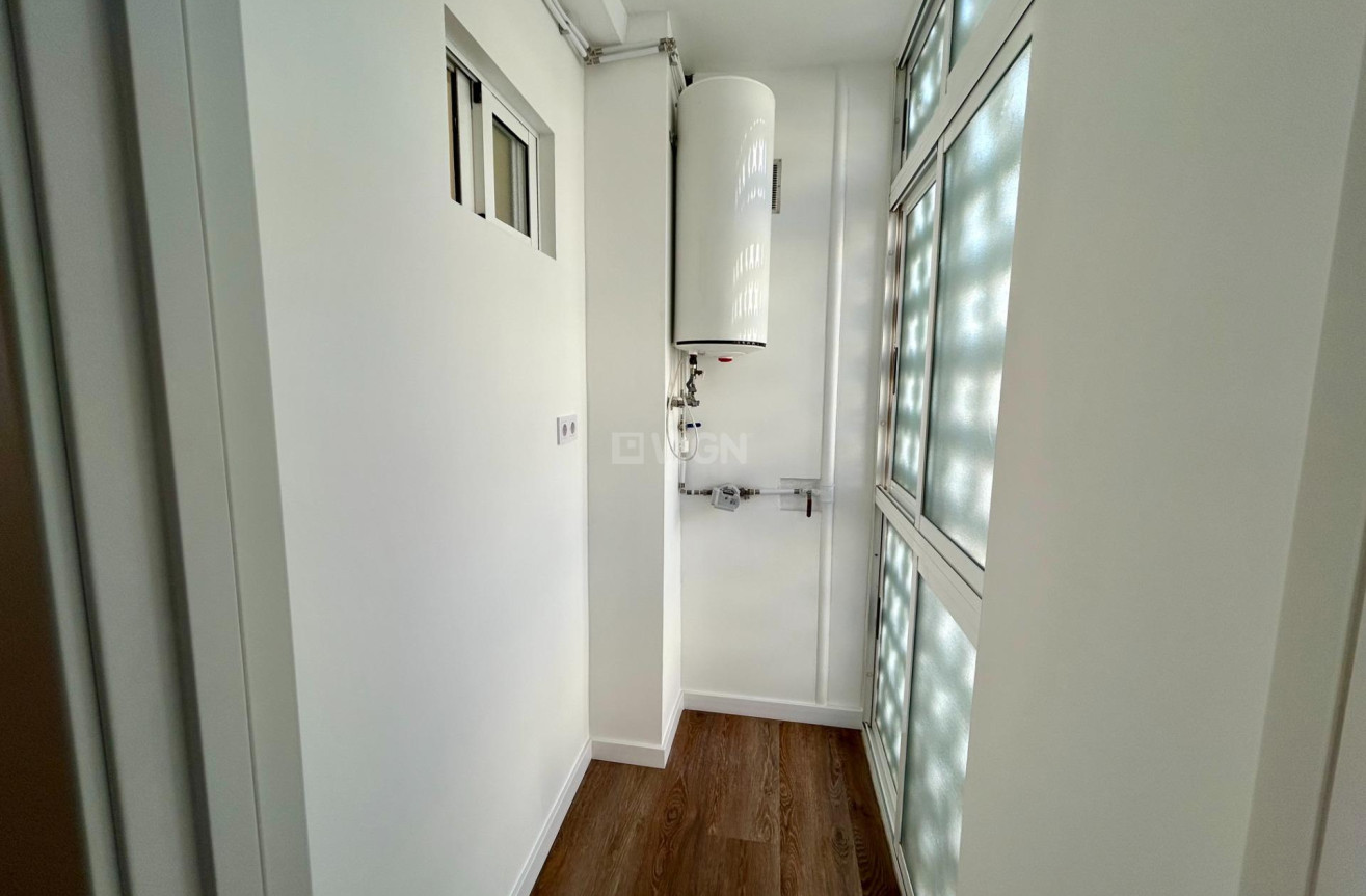 Wiederverkauf - Wohnung - Torrevieja - Acequion