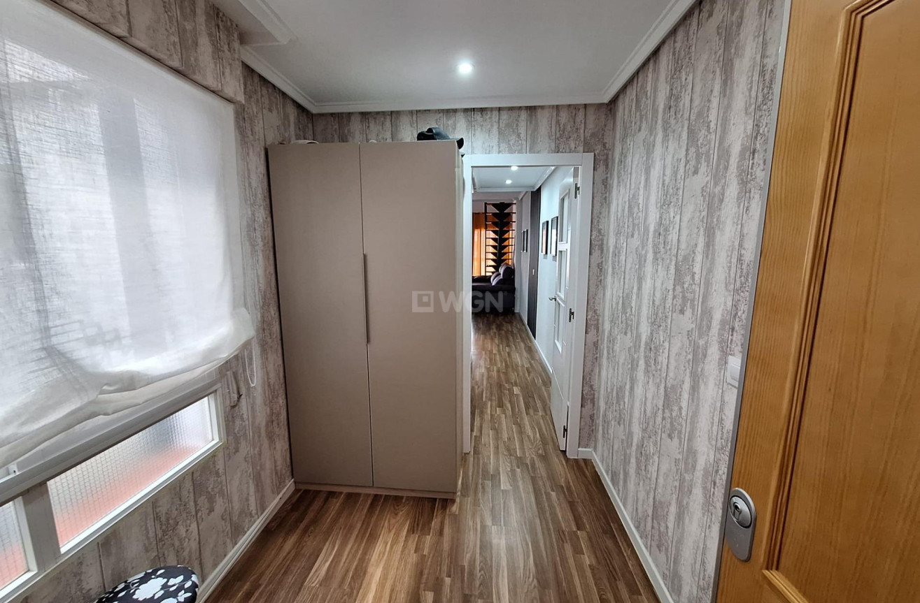 Wiederverkauf - Wohnung - Torrevieja - Centro
