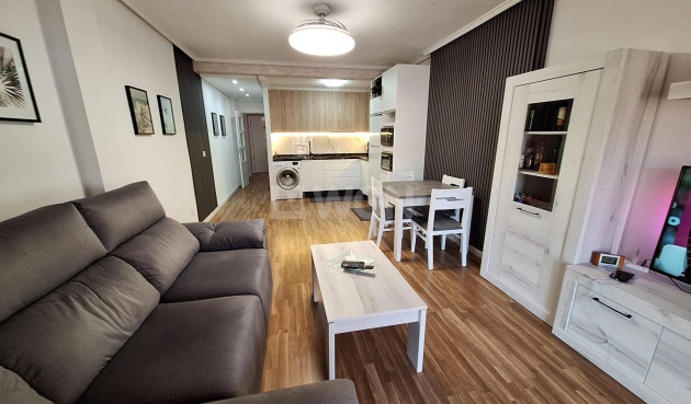 Wiederverkauf - Wohnung - Torrevieja - Centro