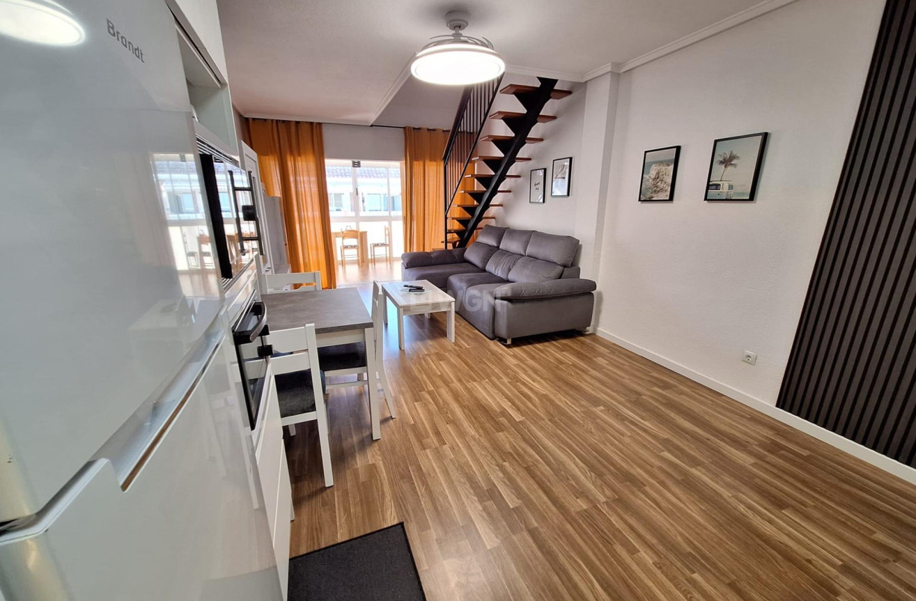 Wiederverkauf - Wohnung - Torrevieja - Centro
