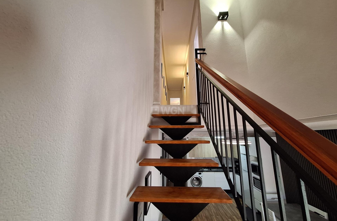 Wiederverkauf - Wohnung - Torrevieja - Centro