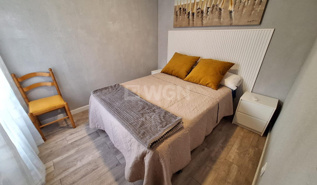 Wiederverkauf - Wohnung - Torrevieja - Centro
