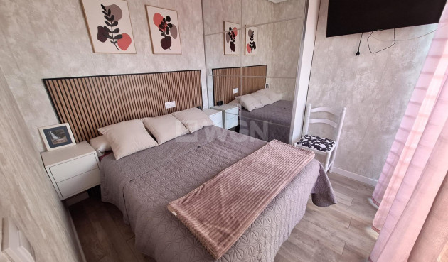 Wiederverkauf - Wohnung - Torrevieja - Centro