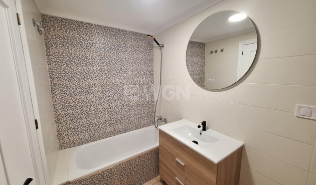 Odsprzedaż - Bungalow - Torrevieja - Sector 25