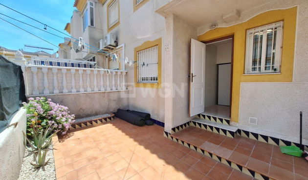 Odsprzedaż - Bungalow - Torrevieja - Sector 25