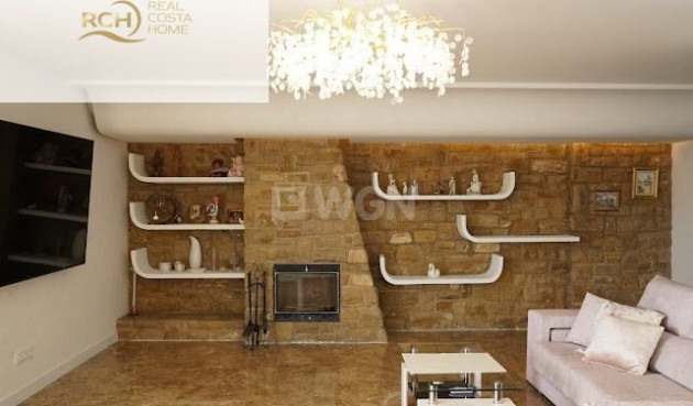 Odsprzedaż - Villa - La Nucía - Montebello - Nou Espai