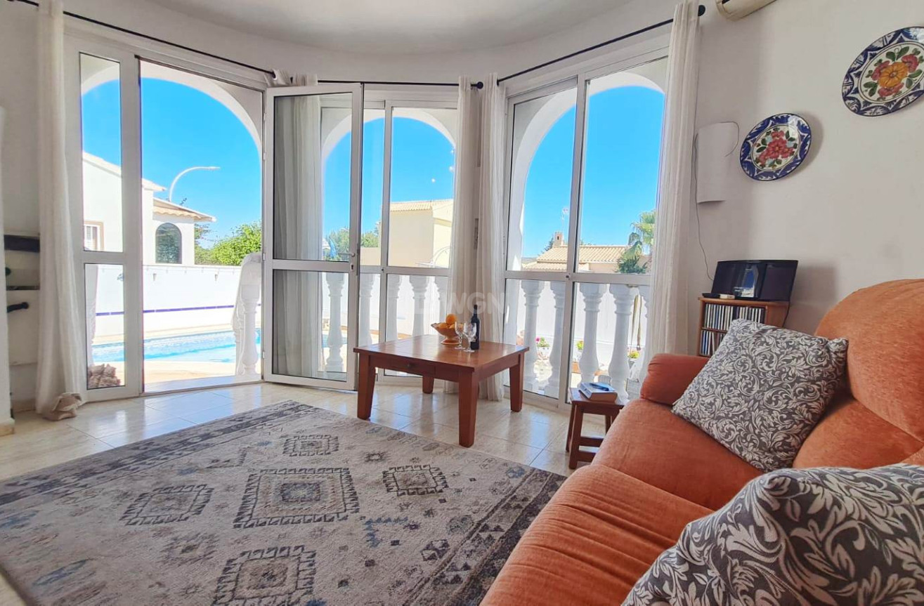 Odsprzedaż - Villa - Orihuela Costa - Costa Blanca