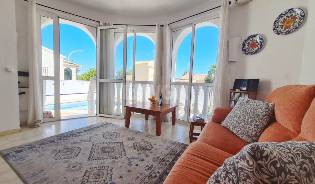 Odsprzedaż - Villa - Orihuela Costa - Costa Blanca