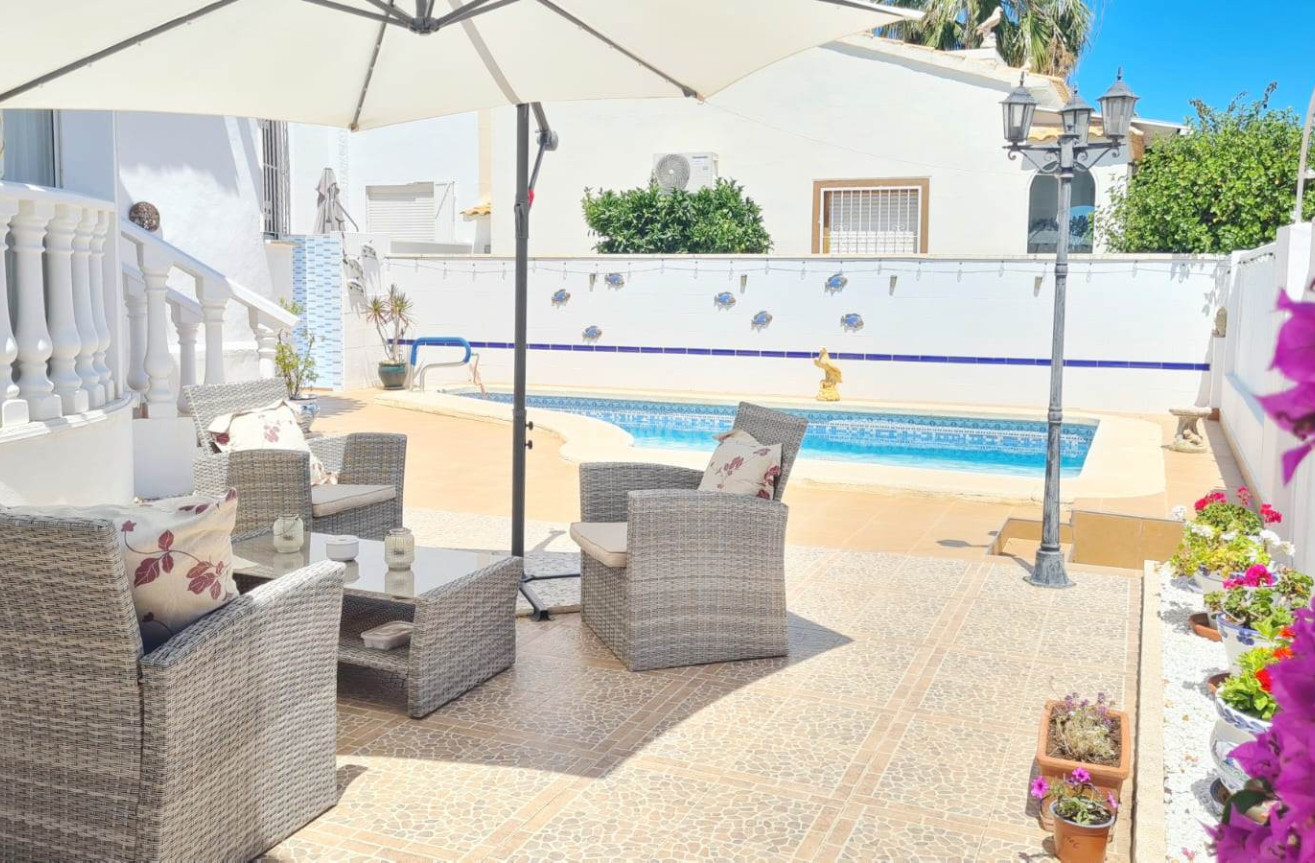Odsprzedaż - Villa - Orihuela Costa - Costa Blanca