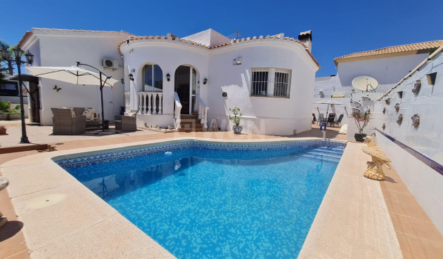 Odsprzedaż - Villa - Orihuela Costa - Costa Blanca