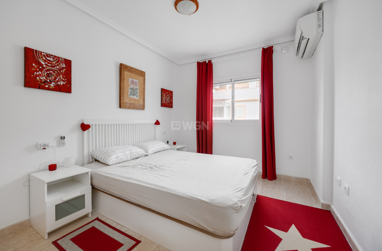 Odsprzedaż - Mieszkanie w bloku - Orihuela Costa - Costa Blanca