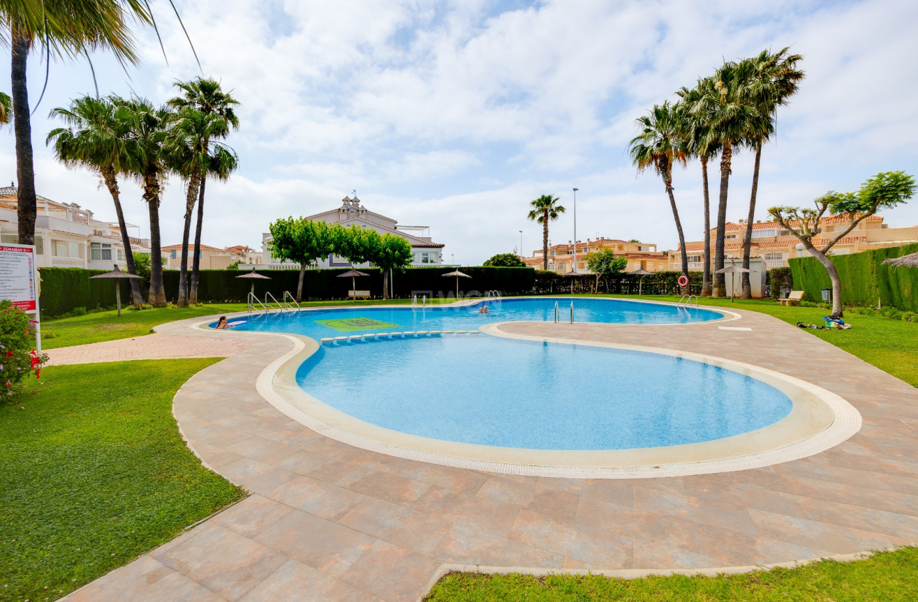Odsprzedaż - Mieszkanie w bloku - Orihuela Costa - Costa Blanca