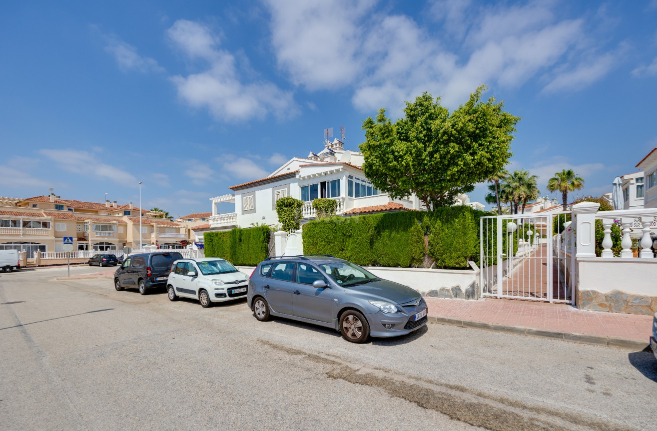 Odsprzedaż - Mieszkanie w bloku - Orihuela Costa - Costa Blanca
