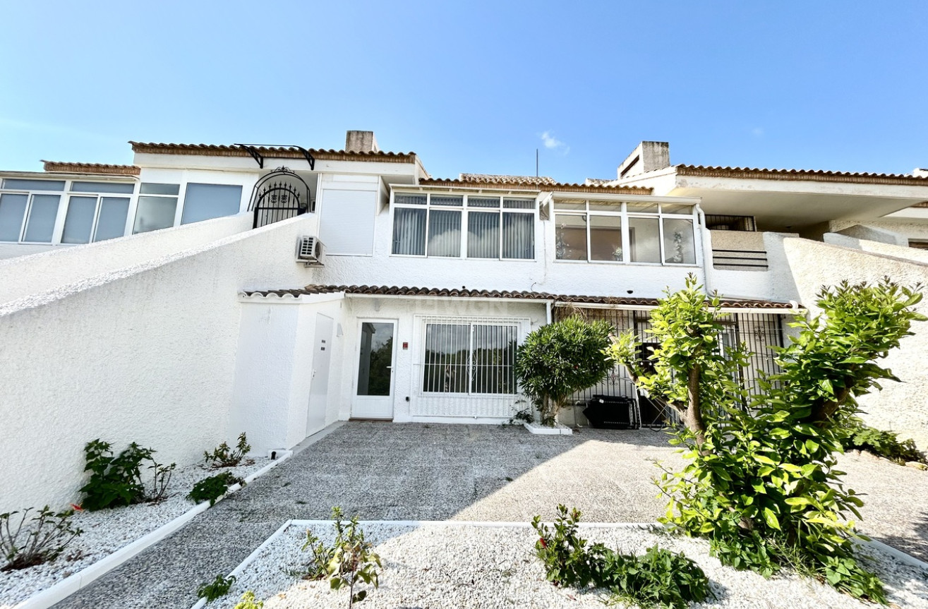 Odsprzedaż - Mieszkanie w bloku - Villamartin - Costa Blanca