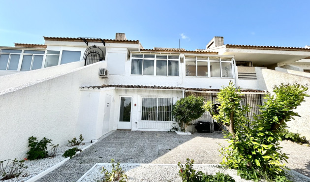 Odsprzedaż - Mieszkanie w bloku - Villamartin - Costa Blanca