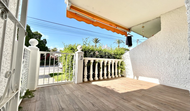 Odsprzedaż - Mieszkanie w bloku - Villamartin - Costa Blanca