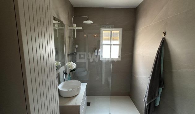 Odsprzedaż - Bungalow - Orihuela Costa - Costa Blanca