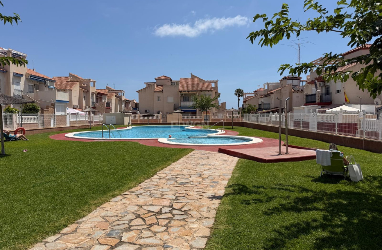 Odsprzedaż - Bungalow - Orihuela Costa - Costa Blanca
