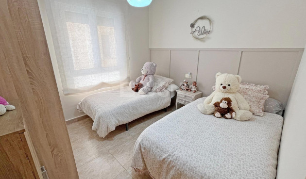 Odsprzedaż - Mieszkanie w bloku - Novelda - Barrio San Roque
