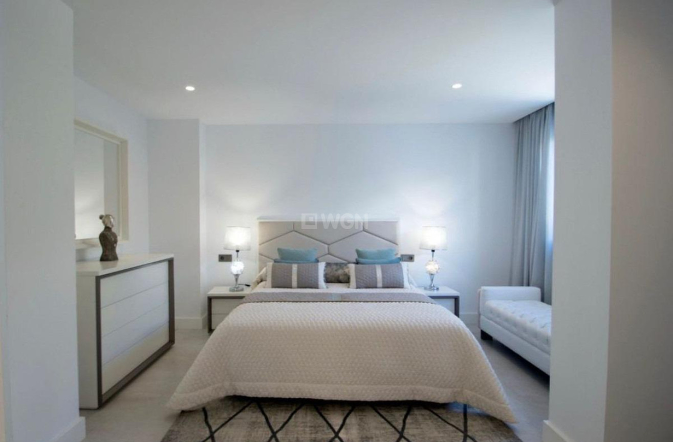 Odsprzedaż - Kamienica - Marbella - Las Brisas