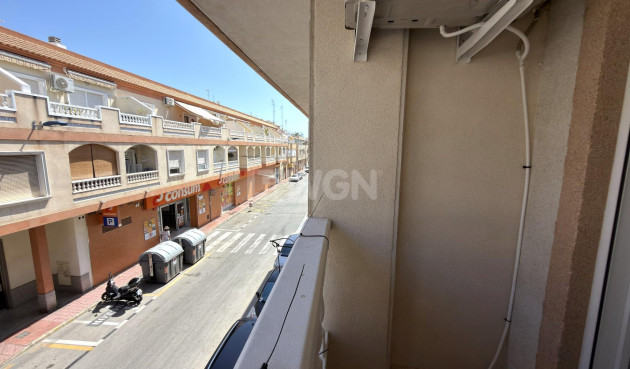 Odsprzedaż - Mieszkanie w bloku - Torrevieja - Centro