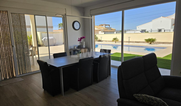 Odsprzedaż - Villa - Torrevieja - La Siesta - El Salado - Torreta