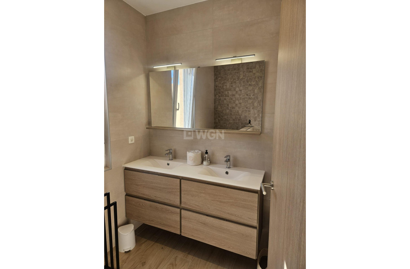 Odsprzedaż - Villa - Torrevieja - La Siesta - El Salado - Torreta