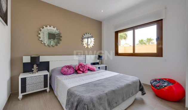 Resale - Villa - Ciudad Quesada - Pueblo Bravo