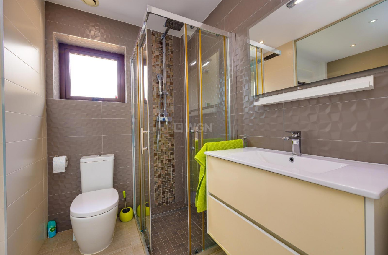 Resale - Villa - Ciudad Quesada - Pueblo Bravo
