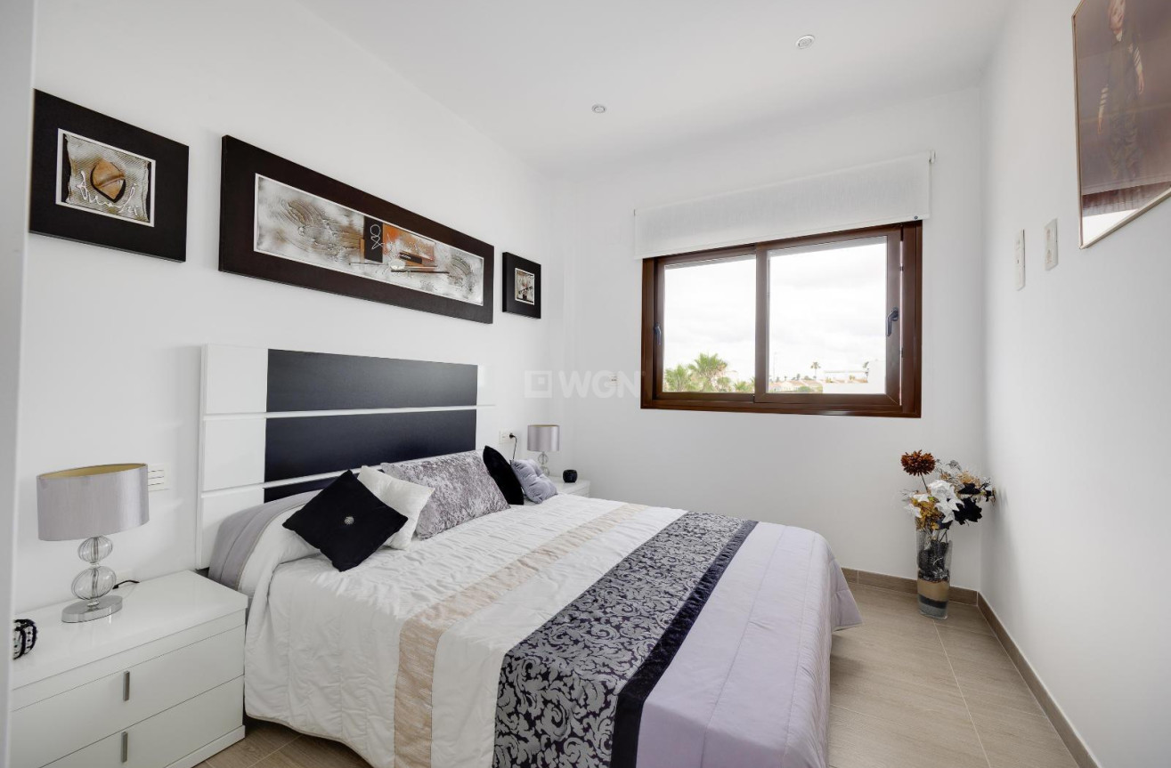 Resale - Villa - Ciudad Quesada - Pueblo Bravo