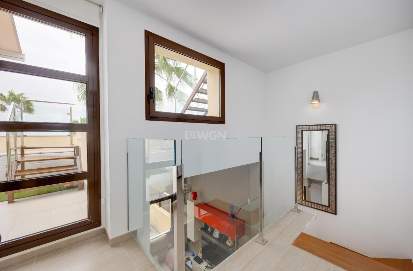 Resale - Villa - Ciudad Quesada - Pueblo Bravo