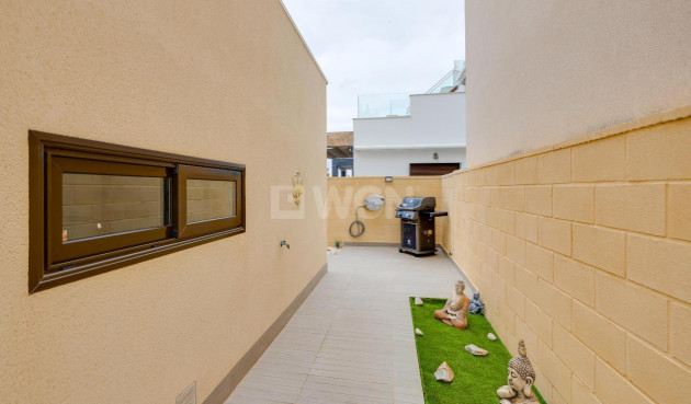 Resale - Villa - Ciudad Quesada - Pueblo Bravo