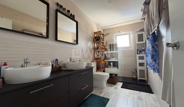 Wiederverkauf - Villa - Torrevieja - La Siesta - El Salado - Torreta