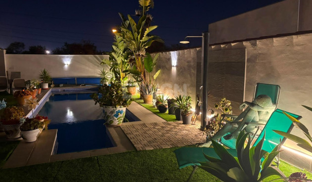 Wiederverkauf - Villa - Torrevieja - La Siesta - El Salado - Torreta