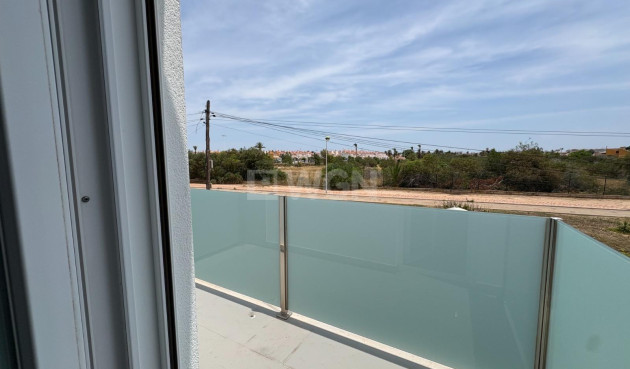 Wiederverkauf - Villa - Torrevieja - La Siesta - El Salado - Torreta