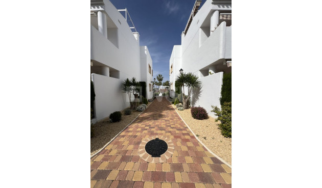 Odsprzedaż - Mieszkanie w bloku - Orihuela Costa - Villamartín