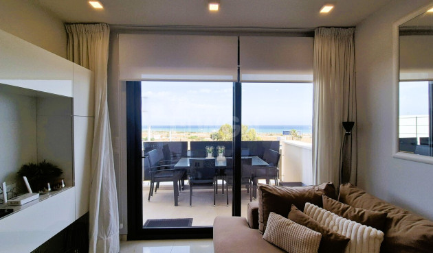 Resale - Apartment / flat - Playa Flamenca - Costa Blanca