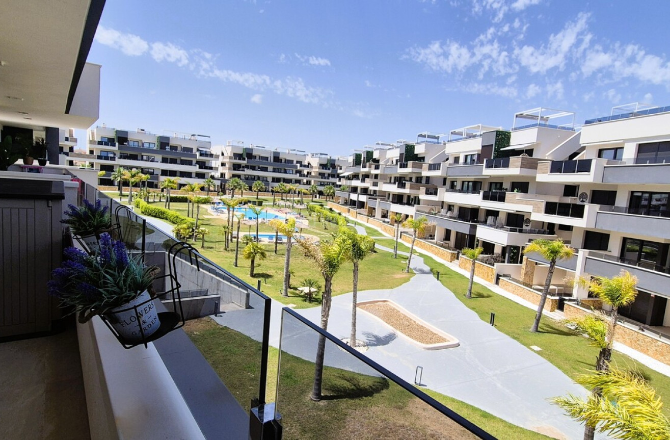 Resale - Apartment / flat - Playa Flamenca - Costa Blanca