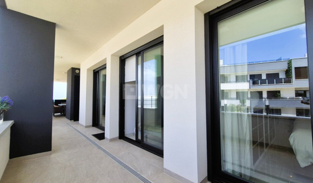 Resale - Apartment / flat - Playa Flamenca - Costa Blanca