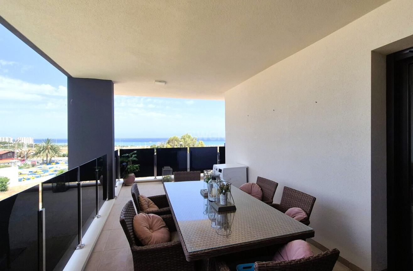 Resale - Apartment / flat - Playa Flamenca - Costa Blanca