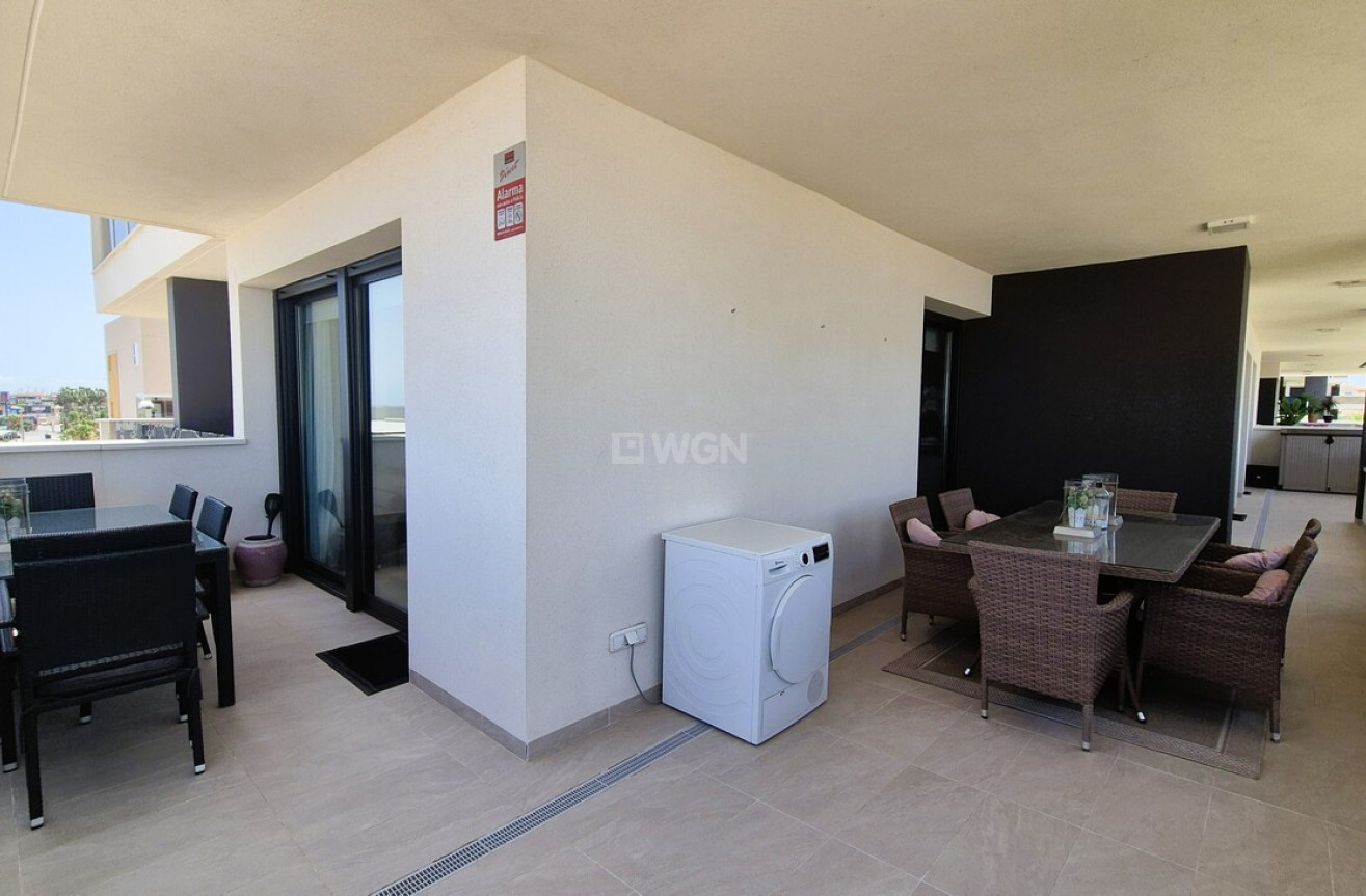 Resale - Apartment / flat - Playa Flamenca - Costa Blanca