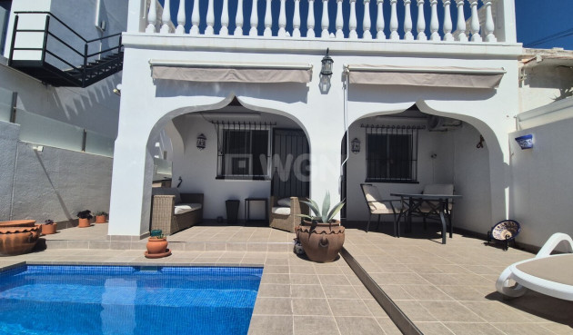 Odsprzedaż - Villa - Villamartin - Costa Blanca
